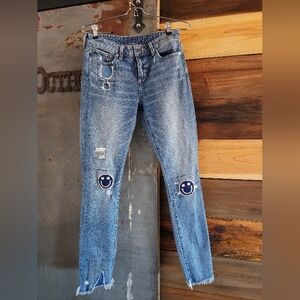 Lucky Brand Blue Ava Jeans with Smiley Patches. Waist Measures 27